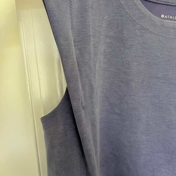 Athleta purple sleeveless shirt, size M, EUC - Picture 5 of 5